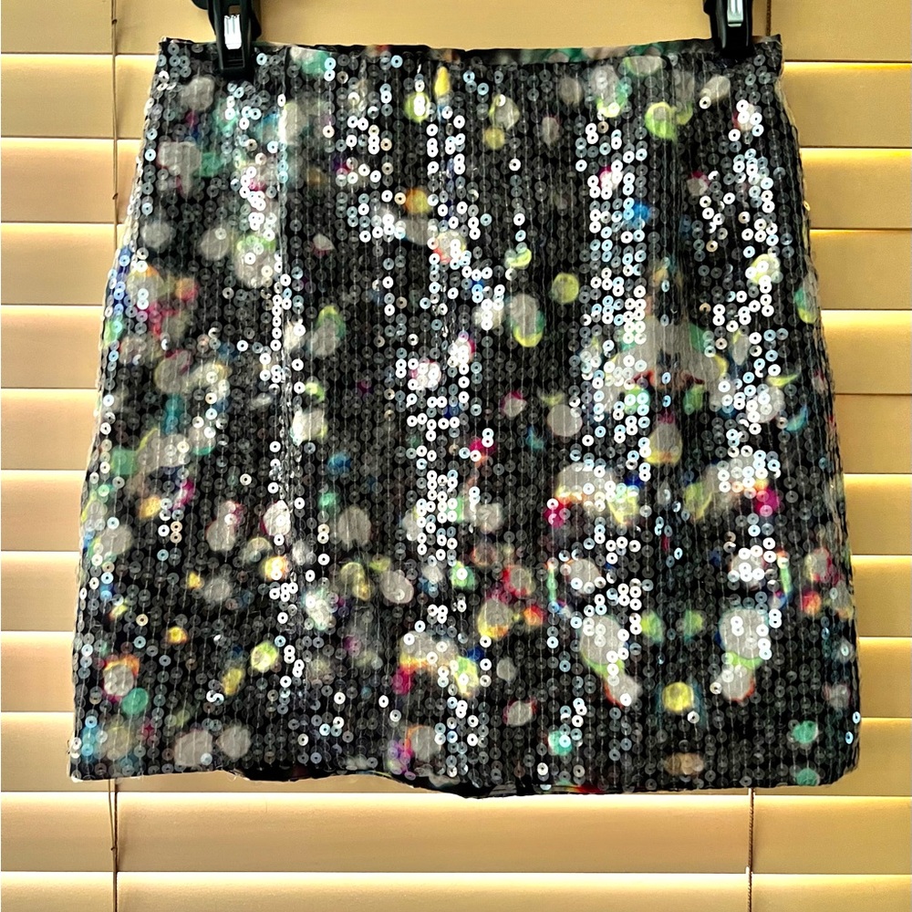 Sequined mini skirt multi/colored with lining and back zipper